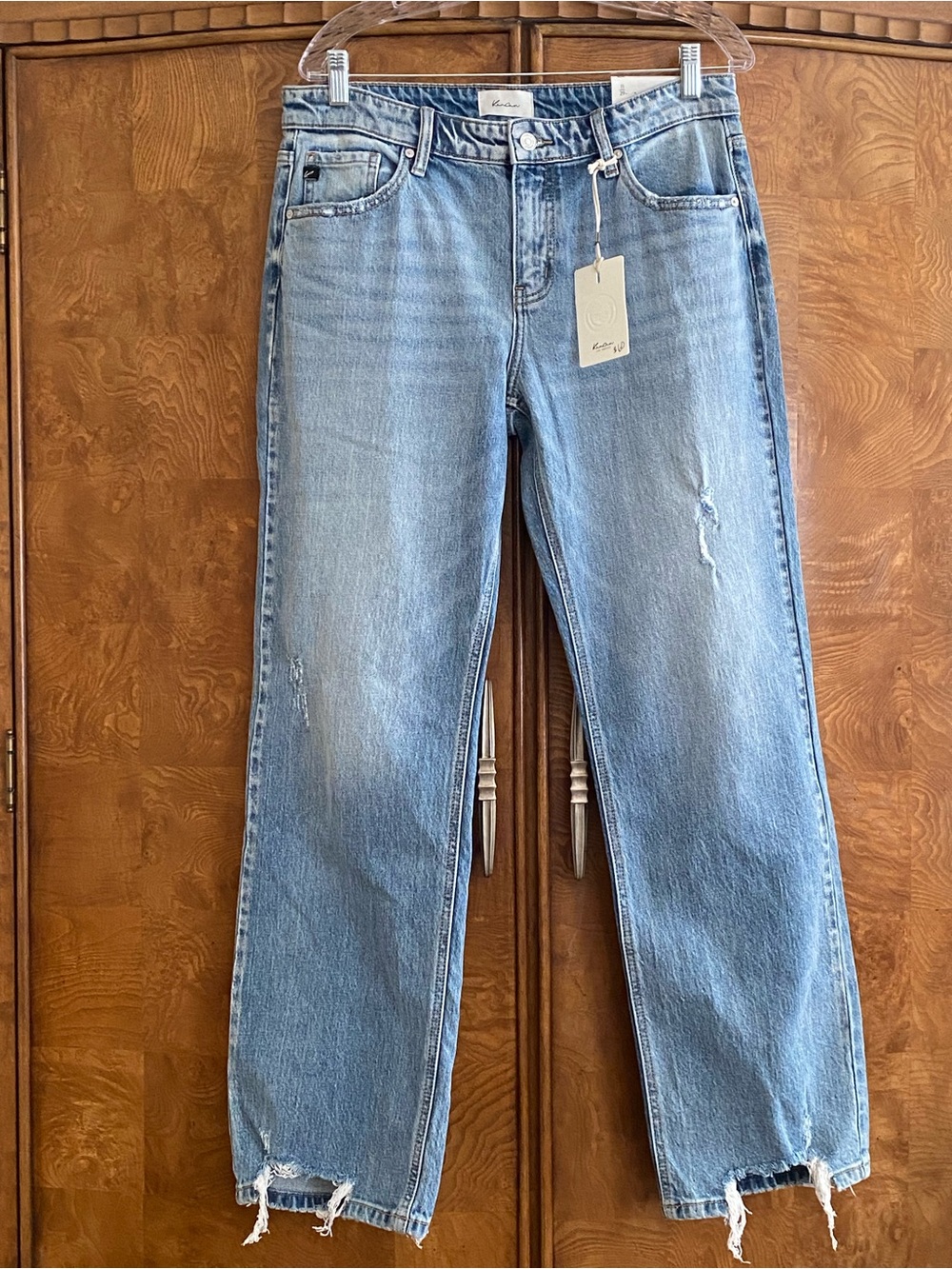 KANCANLight Wash Mid-Rise Straight Leg Jeans Size 11